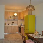 New At A Great Location Apartament Błagojewgrad