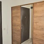 New At A Great Location Apartament
