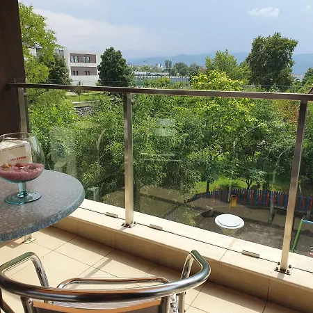 New At A Great Location Apartman *